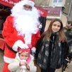 photo  le père noël a été généreux avec tous les visiteurs. 