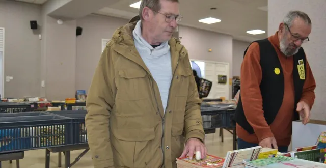 photo  la bourse aux livres d’amnesty international permet d’enrichir sa bibliothèque à petit prix.   &copy;  le maine libre 