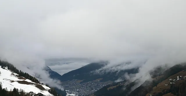 photo  le départ de la descente de val gardena a été repoussé en raison des conditions météorologiques.  &copy;  stefano rellandini/afp 