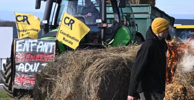 photo  la mobilisation des agriculteurs a gagné la sarthe ce jeudi.  &copy;  photo le maine libre - denis lambert 