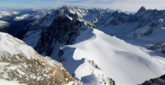 photo  les alpes françaises font partie des cinq sites permanents évoqués dans une étude pour l’accueil régulier des jeux olympiques d’hiver.  &copy;  afp archives 