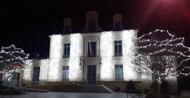 photo  le dernier conseil municipal de l’année 2025 s’est déroulé dans la salle annette-moriette.  &copy;  ouest-france 