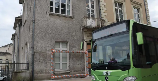 photo  un mouvement social perturbera la circulation du bus reso à sablé-sur-sarthe, vendredi 19 décembre 2025.  &copy;  ouest-france 