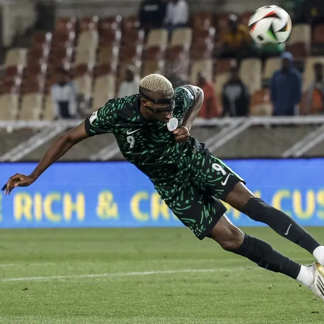 photo victor osimhen est un des meilleurs joueurs africains et il sera l’atout principal du nigeria lors de cette can.  ©  photo : phill magakoe / afp