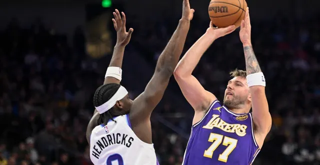 photo  luka doncic a inscrit 45 points face à utah jazz.  &copy;  alex goodlett / getty images via afp 