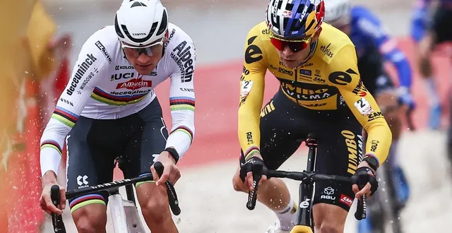 photo  mathieu van der poel et wout van aert vont se retrouver dans les sous-bois à l’occasion de la saison de cyclo-cross.  &copy;  david pintens / afp 