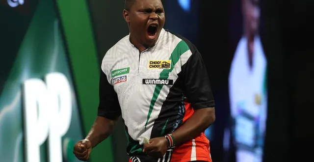 photo  david munyua crée la surprise au championnat du monde de fléchette  &copy;  andrew redington/getty images via afp 