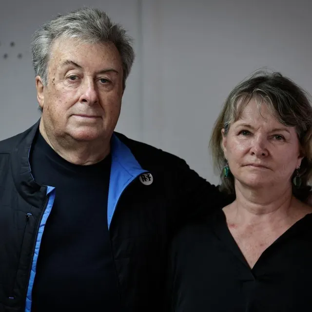 photo francis godard, le beau-père, et sylvie godard, la mère de christophe gleizes.  ©  stephane de sakutin/afp