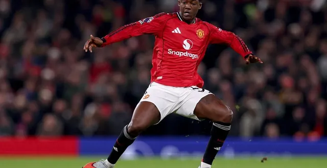 photo  kobbie mainoo dispute sa troisième saison professionnelle.  &copy;  getty images via afp 