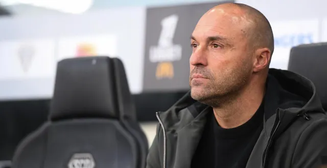 photo  alexandre dujeux (entraîneur d’angers sco)  &copy;  josselin clair 