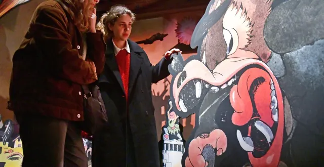 photo  l’exposition consacrée à « la bête est morte ! la guerre mondiale chez les animaux » est présentée au pilori jusqu’au 7 mars 2026.  &copy;  co - marie delage 