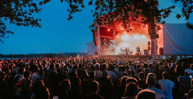 photo  l’édition 2025 de levitation france a accueilli un large public, en juin dernier, près du lac de maine.  &copy;  mickaël liblin 