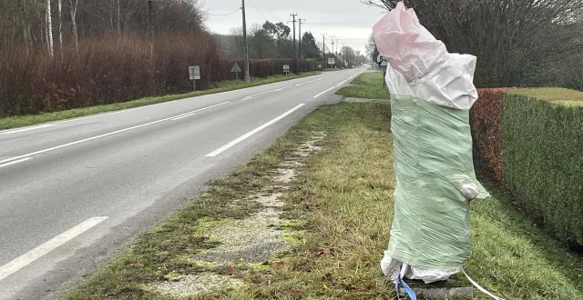 photo  le radar situé à silly-en-gouffern a été bâché.  &copy;  ouest-france 