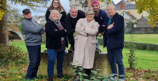 photo  la joyeuse troupe de saint-maurille est en répétition de son nouveau  programme.  &copy;  co 