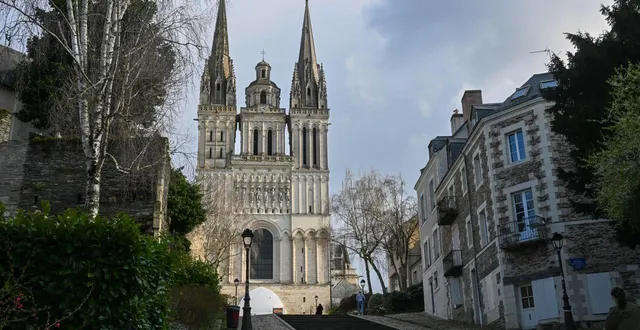 photo  deux messes seront célébrées ce mercredi 24 décembre à 19 heures et à 22 h 30 en la cathédrale saint-maurice.  &copy;  archives co - laurent combet 