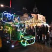 photo  une vingtaine de tracteurs décorés et illuminés ont traversé le centre-ville du mans ce dimanche soir. 