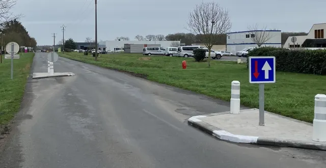 photo  la chicane route de montreuil.  &copy;  ouest-france 