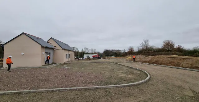 photo  la nouvelle aire d’accueil des gens du voyage, dont les travaux se terminent à échemiré.  &copy;  ccbv 