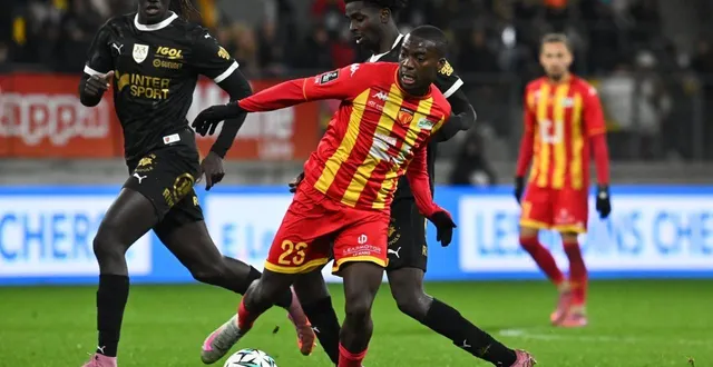 photo  le manceau taylor luvambo, le 5 décembre 2025 lors de la réception d’amiens au stade marie-marvingt pour la 16e journée de ligue 2.  &copy;  photo : le maine libre - denis lambert 