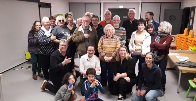 photo  24 des membres bénévoles de l’association de loisirs du val de rouvre (orne).  &copy;  ouest-france 