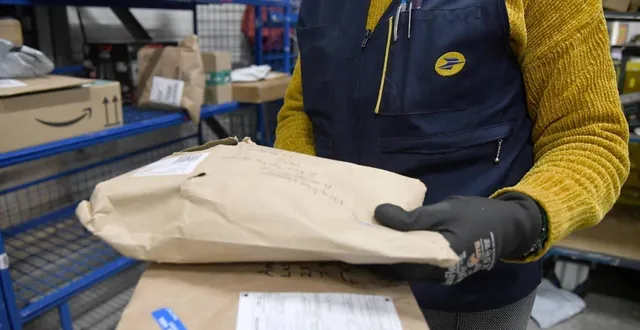 photo  à la poste, la cyberattaque était « toujours en cours » ce mardi 23 décembre malgré un retour progressif de l’accès aux services. une tuile à l’approche des fêtes de fin d’année.  &copy;  archives co - marie delage 