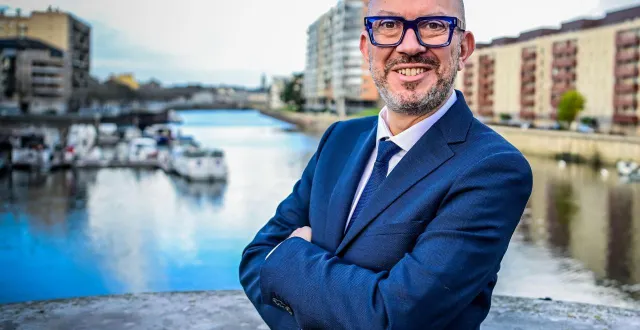 photo  olivier sasso est la tête de la liste « le mans, nouveau cap ».  &copy;  photo archives le maine libre – yvon loué 