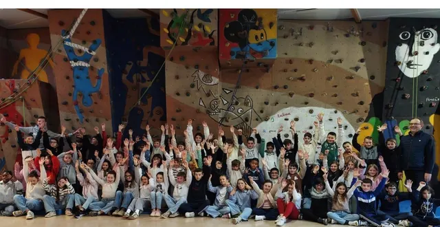 photo  les écoliers de cm2 ont eu l’occasion de découvrir les locaux du collège, rencontrer les professeurs et participer à divers cours.  &copy;  le maine libre 