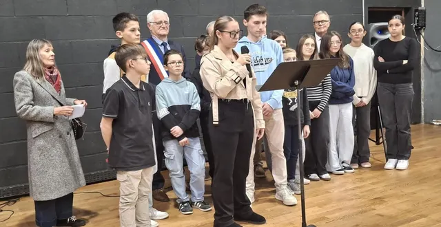 photo  la maison des jeunes a été inaugurée, pour le plus grand plaisir des ados.  &copy;  ouest-france 