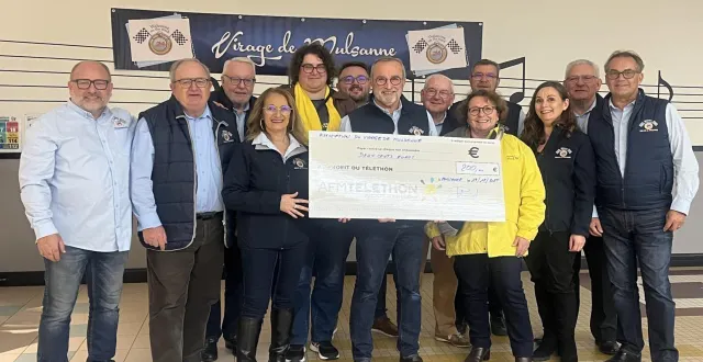 photo  l’association virage de mulsanne a remis un chèque de 200 € au profit du téléthon avant son assemblée générale, vendredi.  &copy;  ouest-france 