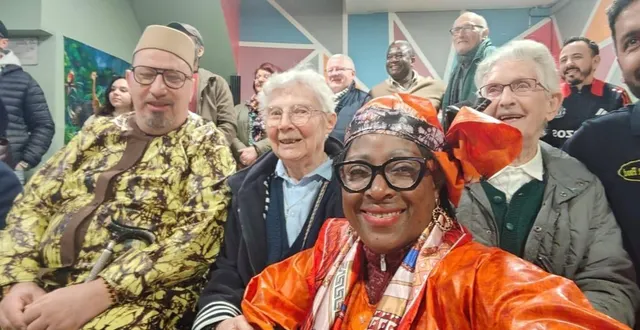 photo  les deux communautés ont partagé de bons moments ensemble à la ferté-bernard en 2025, comme ici au mois de mars au sein du restaurant le fast-food.  &copy;  hayat chhiti 