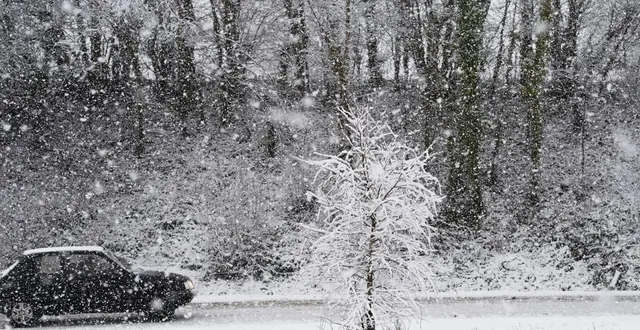 photo  des chutes de neige sont attendues en sarthe dans la nuit de noël, du 24 au 25 décembre 2025.  &copy;  archives ouest-france 