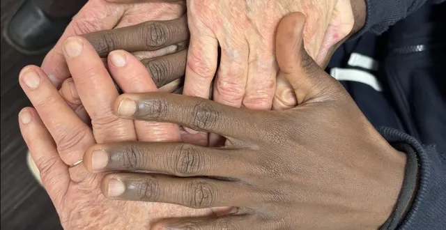 photo  le jeune homme est désormais hébergé chez un couple de retraités bénévoles chez resf.  &copy;  ouest-france 