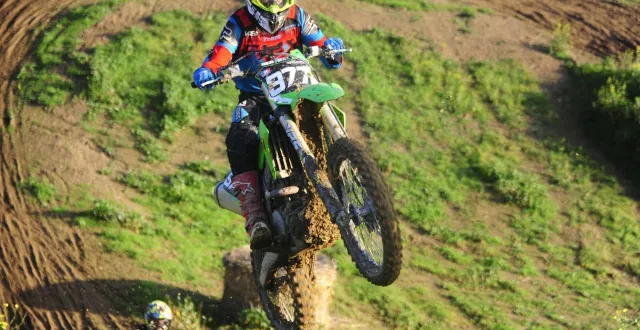 photo  un sport toujours spectaculaire sur une piste désormais longue de 1 450 m.  &copy;  co 