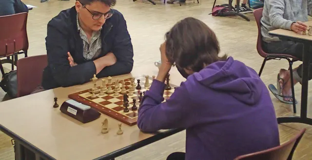 photo  maxime lagarde lors d’un tournoi d’échecs.  &copy;  archives ouest-france 