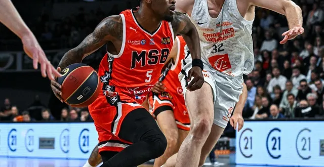 photo  l’américain shannon bogues et ses coéquipiers manceaux veulent finir l’année en beauté.  &copy;  le maine libre - denis lambert 