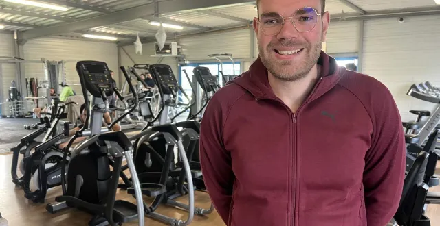 photo  rodolphe roulier, nouveau gérant de l’orange bleue à tiercé, dans l’espace cardio du club.  &copy;  co 