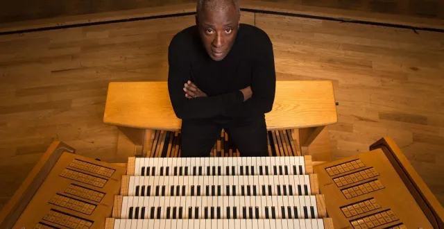 photo  le virtuose wayne marshall dialoguera avec jean-françois zygel le 5 mai au centre de congrès d’angers.  &copy;  charlie best 