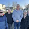 photo  trélazé, samedi 27 décembre. philippe lebrun, ici avec quatre de ses colistiers : daniel bizon, claudine vilain, santiago baena et maryse lépron 