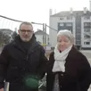 photo  philippe maillard, adjoint en charge de la voirie et de l’urbanisme, et josette bondu, référente aux quartiers sur le site de bel-air. 