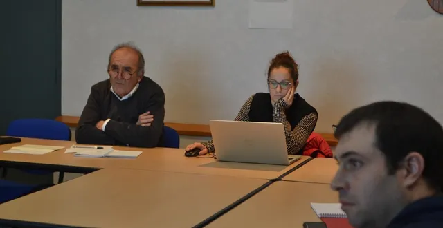 photo  les vœux du maire auront lieu le 4 janvier 2026 à 11 h.  &copy;  le maine libre 