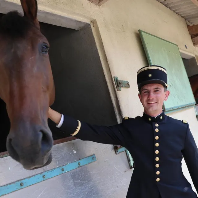 photo maxime gilot, écuyer au cadre noir de saumur.  ©  archives co