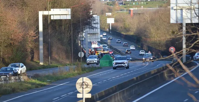 photo  l’accident s’est produit juste avant la sortie du parc monceau sur la rocade du mans (sarthe).  &copy;  ouest france 