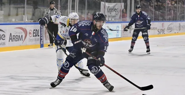 photo  nicolas ritz a permis aux angevins de reprendre l’avantage après l’égalisation amiénoise.  &copy;  sebastien aubinaud 