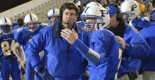 photo  friday night lights fait partie des séries les mieux écrites sur le sport et sa place.  &copy;  nbc 