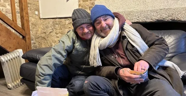 photo  hervé le gallais et éric lombard, deux hommes hébergés au 115 coallia d’alençon.  &copy;  ouest-france 