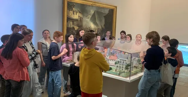 photo  une sortie culturelle au mans pour les collégiens de saint-michel.  &copy;  collège saint-michel 