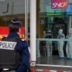 photo  à la gare d’angers, le 2 janvier 2025, la police technique et scientifique relève des indices sur la scène de crime. 