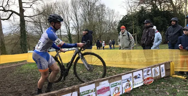 photo  les allées du parc du château de sablé-sur-sarthe vont accueillir, dimanche 4 janvier 2026, la finale de la coupe régionale de cyclo-cross.  &copy;  archives ouest-france 
