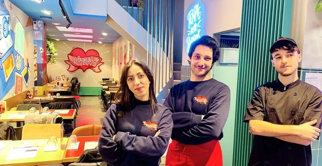 photo  juliette, gauthier et maxence, avec myrtille, absente de la photo, font partie de l’équipe de la brigade à angers.  &copy;  ouest-france 