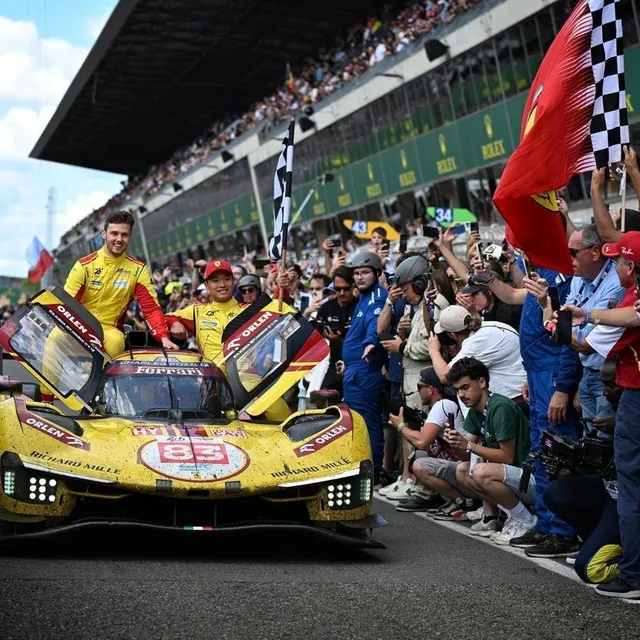 photo la ferrari n° 83 de robert kubica, yifei ye et philip hanson a remporté les 24 heures du mans 2025.  ©  marc ollivier / archives ouest-france